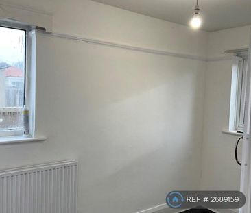 3 bedroom bungalow to rent - Photo 2