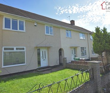 3 Bedroom Mid Terraced House - Photo 5