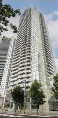 1 Bed 1 Bath Luxury Condo in Surrey Central - Photo 1