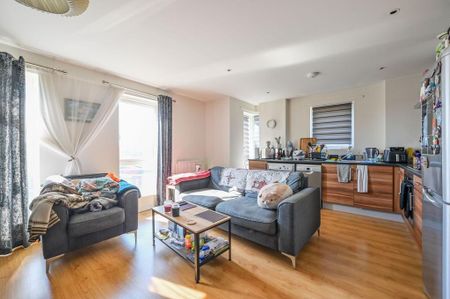 2 bedroom flat to rent - Photo 4