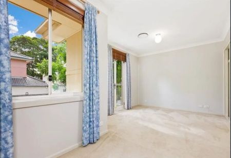 MODERN AND SPACIOUS HOME IN THE EXCLUSIVE MADISON GARDENS! - Photo 2