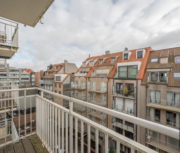 Ongemeubeld appartement op de zeedijk in het Zoute - Foto 5