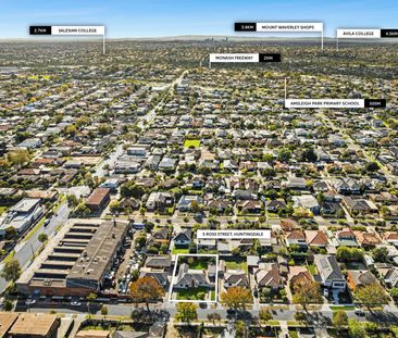 Charming Weatherboard With Wide Frontage & Dual Crossovers - Photo 3