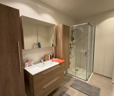 Gezellige gelijkvloerse woning in het centrum van Zwevezele! - Foto 2