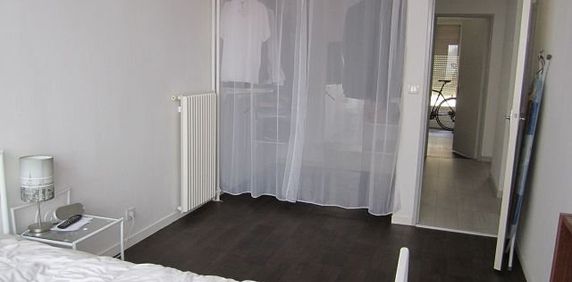 Location Appartement 3 pièces 69m² ANGERS 49000 - Photo 2