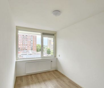 Appartement te huur: van Tuyll van Serooskerkenstraat 55 2273 CC Vo... - Photo 2