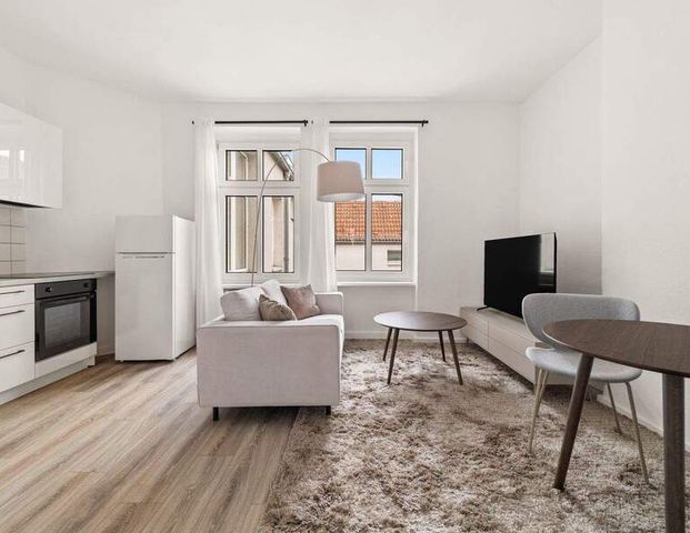 Großartige 3-Zimmer-Wohnung in Neukölln - voll möbliert - Photo 1