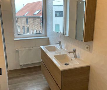 NIEUWBOUW 4-gevel woning, ideaal gelegen in een rustige straat. - Photo 6