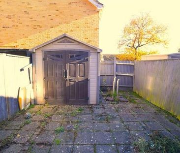 Broomfield Gate, Slough, SL2 - Photo 5