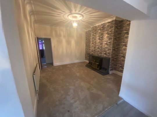 2 bed Apartment - To Let - Photo 1