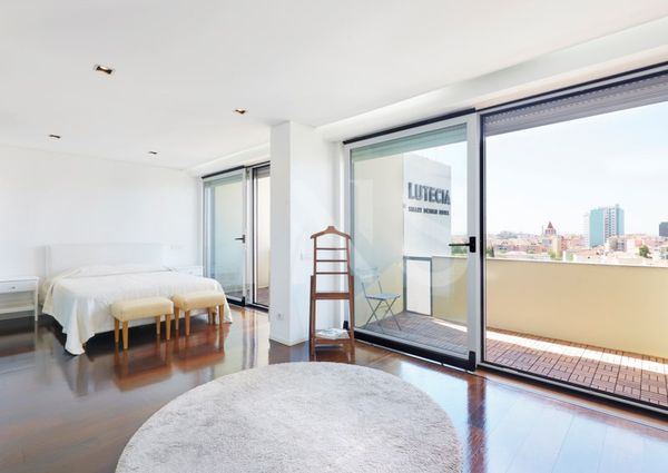 Apartamento T5 em Lisboa