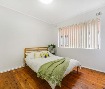 Two-Bedroom Apartment in a Great Location! - Photo 2