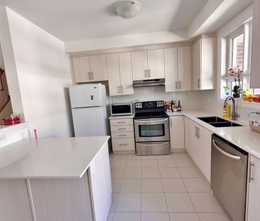 For Lease - 74 Chicago Lane, Markham, Ontario - Photo 6