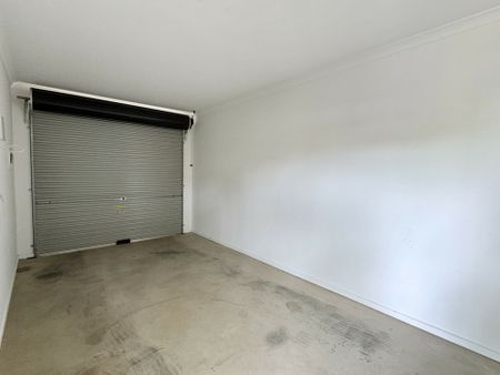 2/2 Lorenz Street, CAMPBELLTOWN - Photo 4