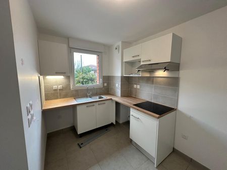 location Appartement T2 DE 46.73m² À TOULOUSE - Photo 2