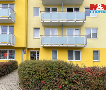 Pronájem bytu 1+kk a garsoniéry 33 m², Boloňská 602, Praha - Photo 5