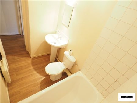 Location Appartement 2 pièces 32m² ROUEN 76000 - Photo 5