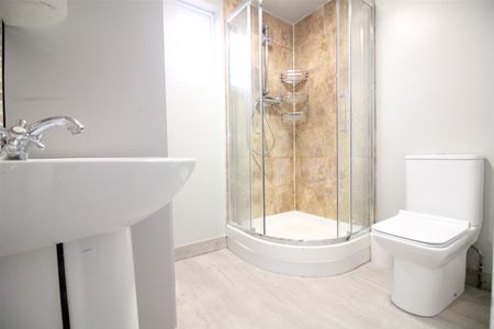 Park Road, Hounslow - Photo 5