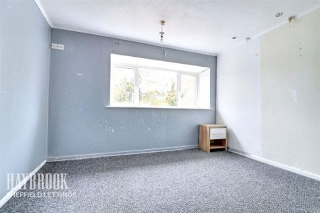 3 bedroom terraced house to rent - Photo 3