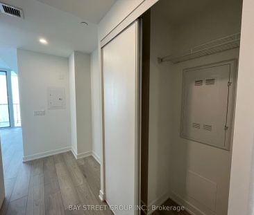 1 Fairview Road E #1413 - Photo 1