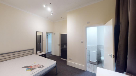 14 bedroom detached house to rent - Photo 4