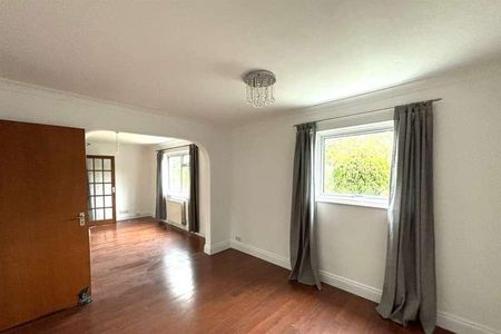 Colden Common, SO21 - Photo 3