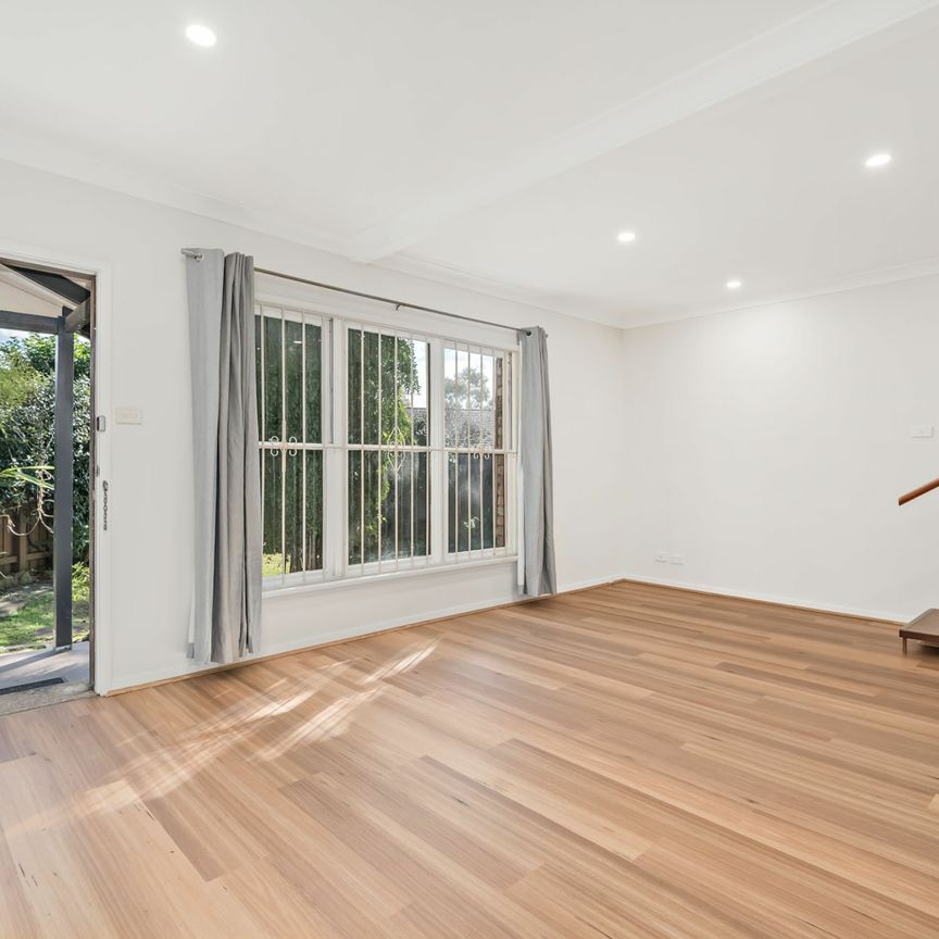 Townhouse In Convenience Location - Photo 1