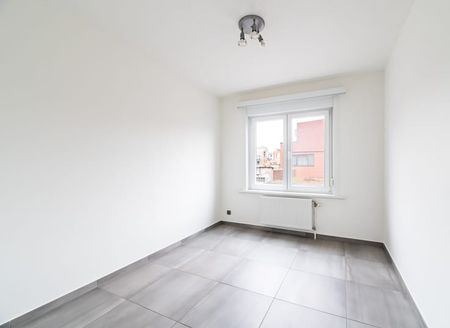 Appartement te huur - Photo 2