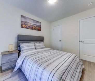 For Lease - 12 Thomas Hope Lane, Markham, Ontario - Photo 2