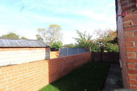 Smawthorne Avenue, Castleford - Photo 5