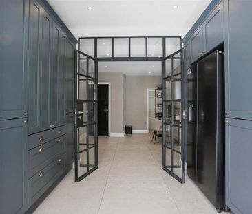 4 bedroom detached house to rent - Photo 5