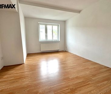 Pronájem bytu 1+1 40 m², Rűckerova 342, Vimperk - Фото 1