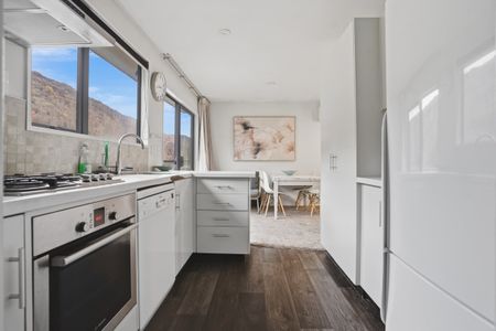 Charming 3-Bedroom Family Home - Photo 5