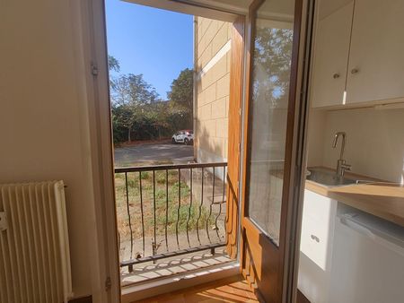 Location Appartement 1 pièce 24m² AIX EN PROVENCE 90ème - Photo 5