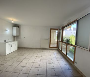 Location Appartement 3 pièces 66m² VILLEURBANNE 69100 - Photo 4