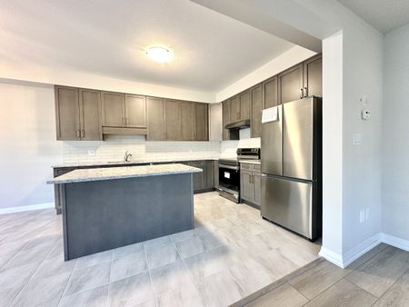For Lease - 49 Saffron Way, Pelham, Ontario - Photo 5