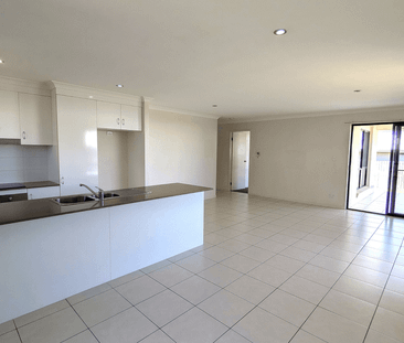 9 Madison Rose Drive, Gracemere, Qld 4702 - Photo 6