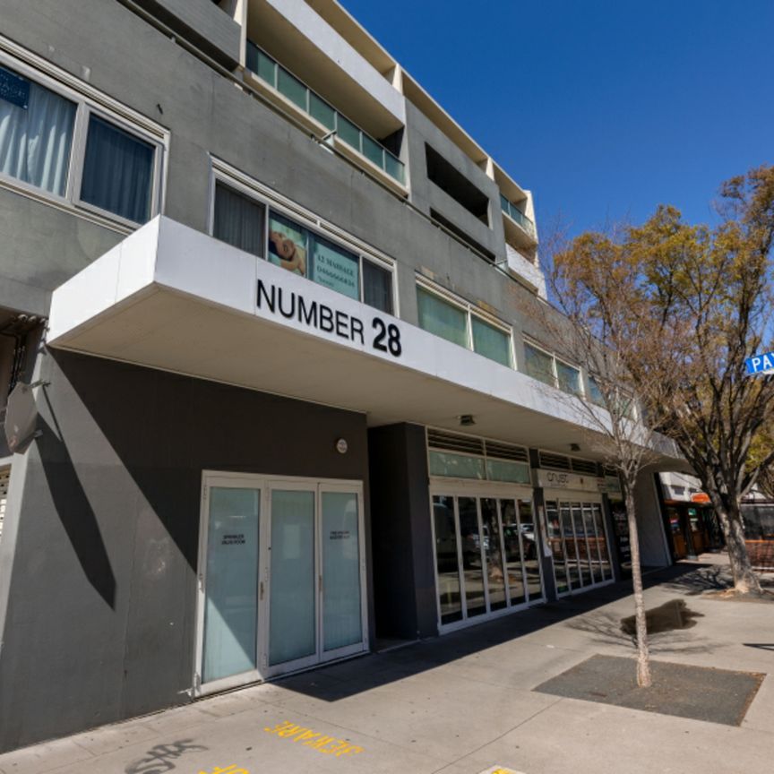 Stylish Urban Living in Braddon - Photo 1