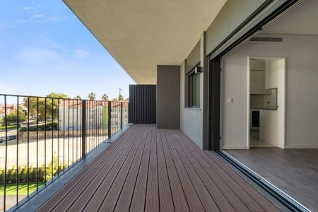 2 Bedroom Apartment with garden, Carcavelos, Cascais - Photo 5