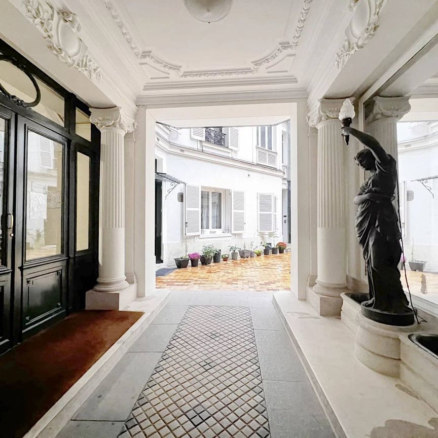 Rental Apartment Paris 7th Saint-Thomas-d'Aquin - Photo 1