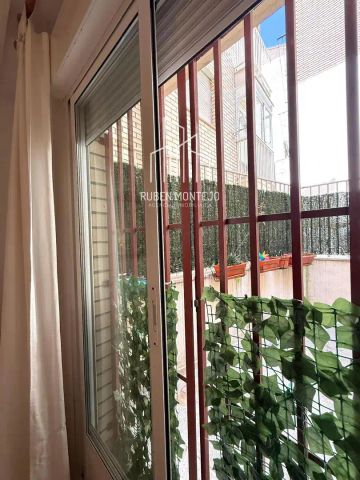 Apartamento de alquiler en Garcia Moreno, Carmelitas - Photo 4
