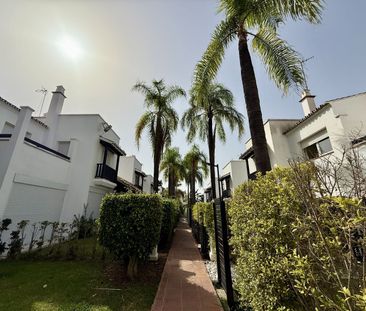 Semi-Detached House in The Golden Mile - Photo 4