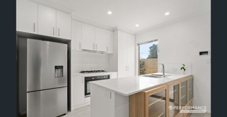 Stylish Modern Home with Central Convenience - Photo 4