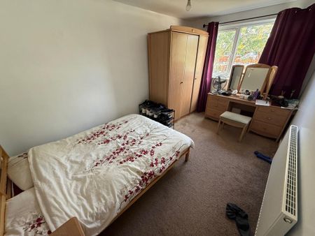 4 bedroom terraced house to rent - Photo 4