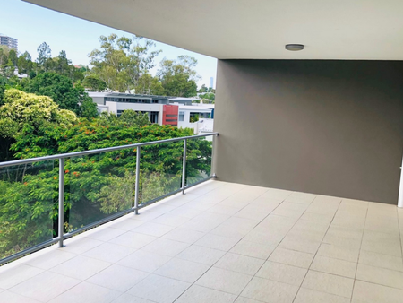 Unit 33, 29 Alpha Street, Taringa, QLD - Photo 3