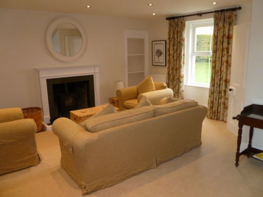2 bedroom detached house to rent - Photo 1
