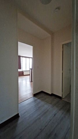 Location Appartement 2 pièces 53m² BARENTIN 76360 - Photo 5