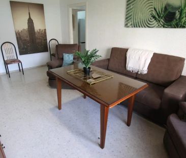 Piso de alquiler en Avenida de Juan Sebastián Elcano, Ciudad Jardín - Photo 3