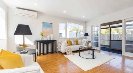 Your Sunny & Spacious Home Awaits! - Photo 5