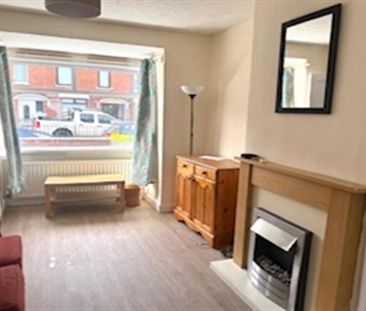 25 Oakdene Parade, Belfast, BT4 1LB - Photo 1